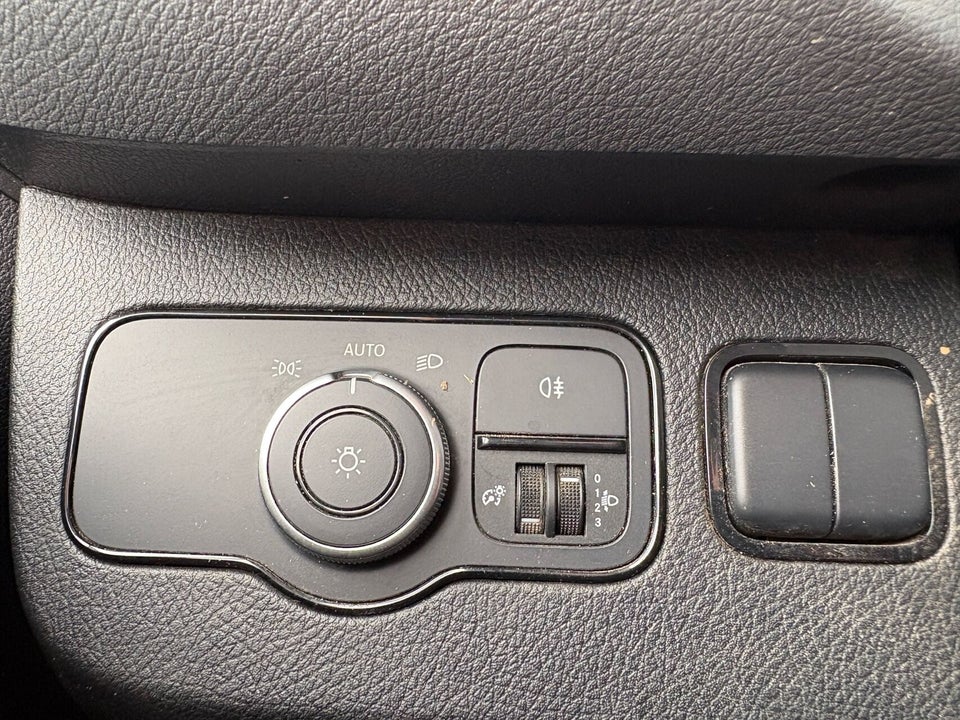 Mercedes Sprinter 214 2,2 CDi A2 Kassevogn aut. FWD