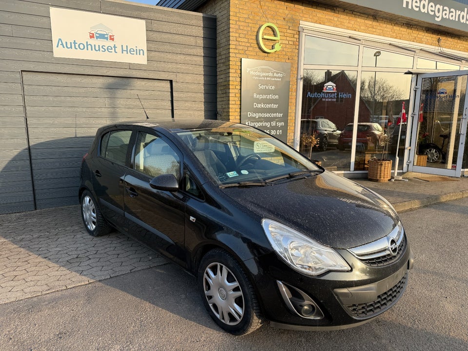 Opel Corsa 1,4 16V Cosmo 5d
