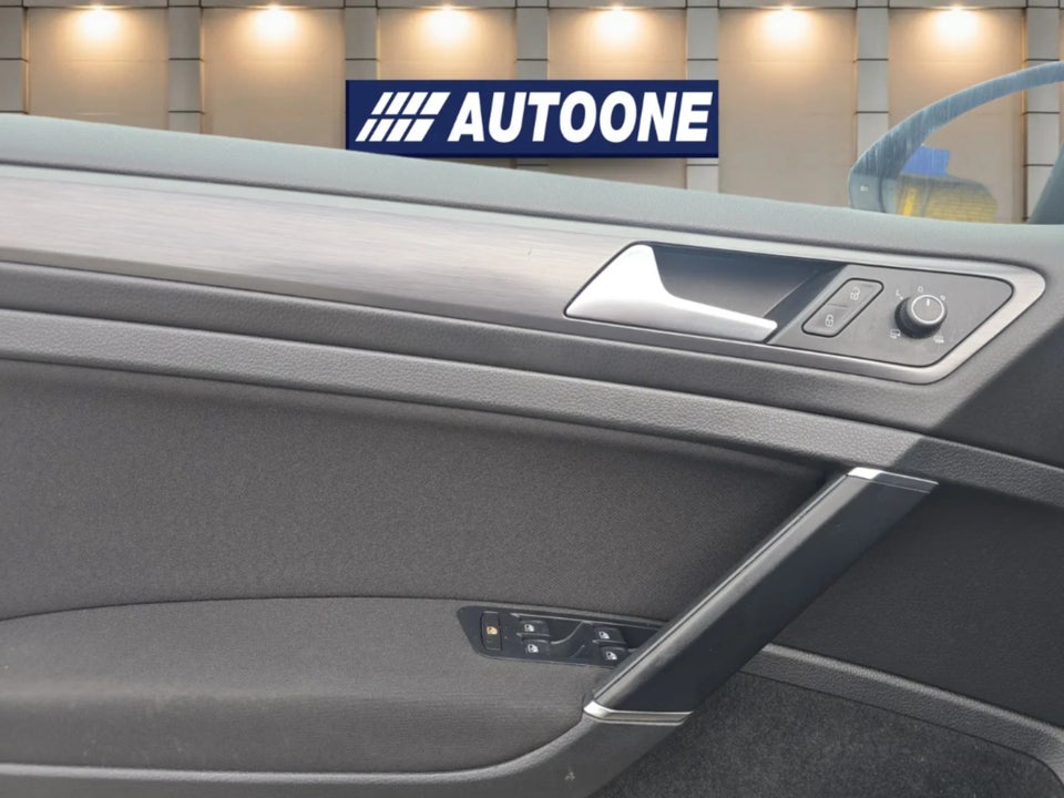 VW Golf VII 1,4 TSi 125 Comfortline 5d