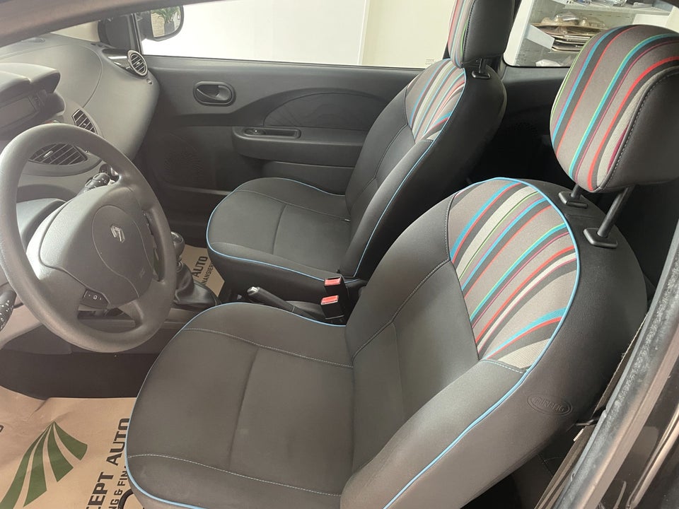 Renault Twingo 1,2 16V E Expression 3d