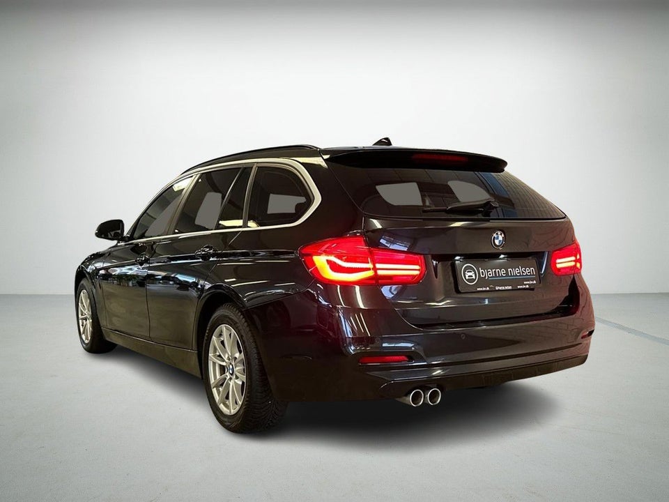 BMW 320d 2,0 Touring Executive aut. 5d