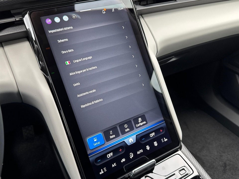 Ford Explorer 82 Premium Extended Range 5d