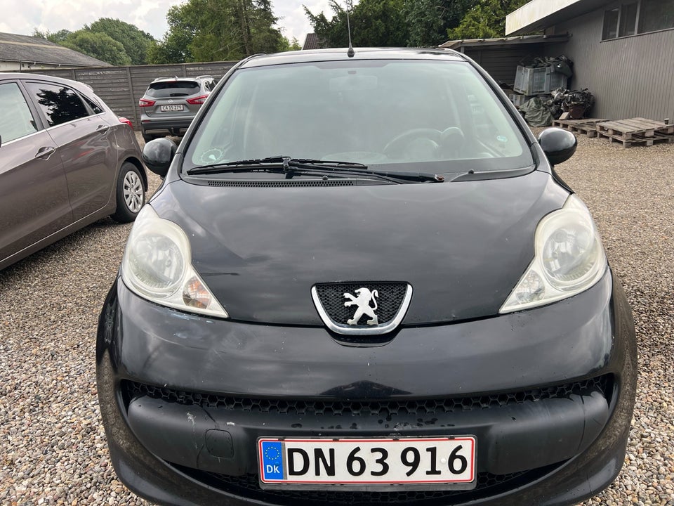 Peugeot 107 1,0  5d