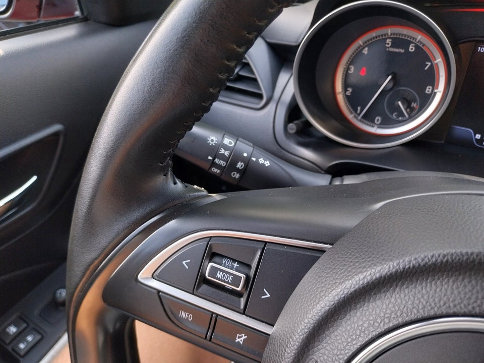 Suzuki Swift 1,2 mHybrid Action 5d