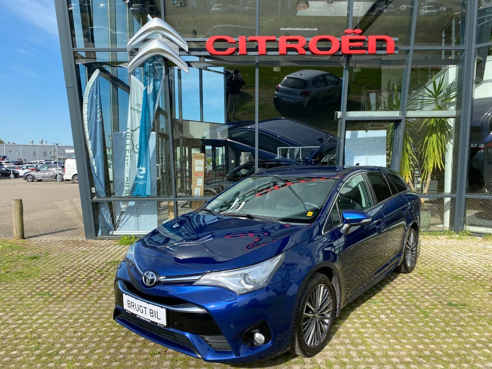 Toyota Avensis 1,8 VVT-i T2 Limited Touring Sports 5d