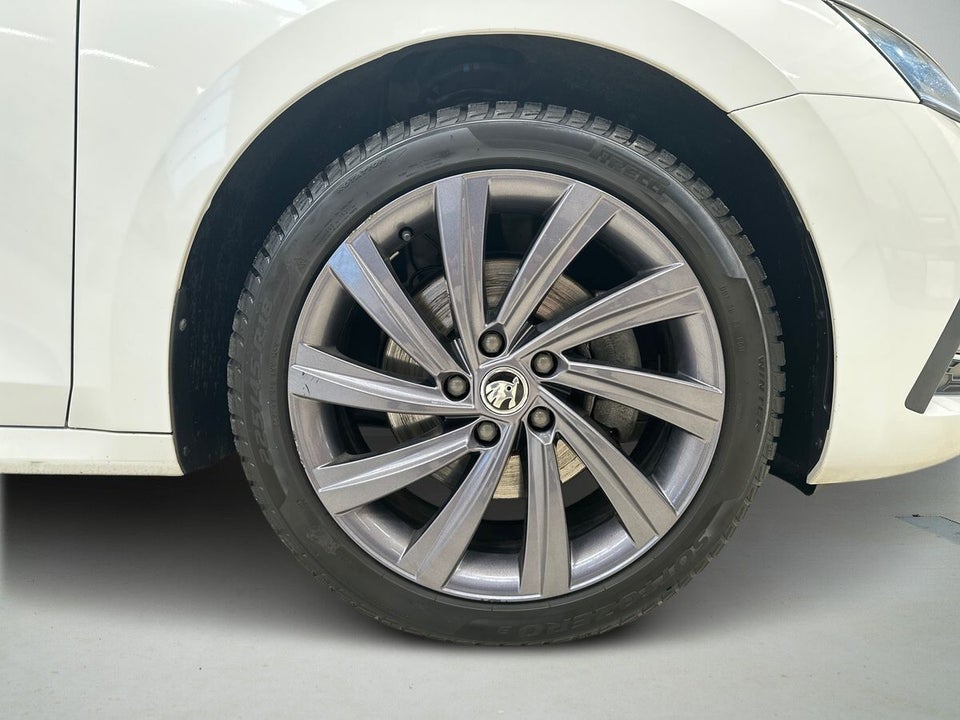 Skoda Octavia 1,4 TSi iV Plus Combi DSG 5d