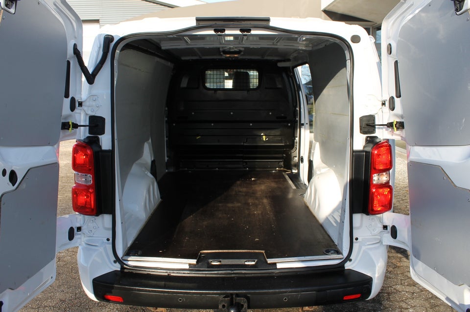 Citroën Jumpy 2,0 BlueHDi 122 L2 MasterLine EAT8