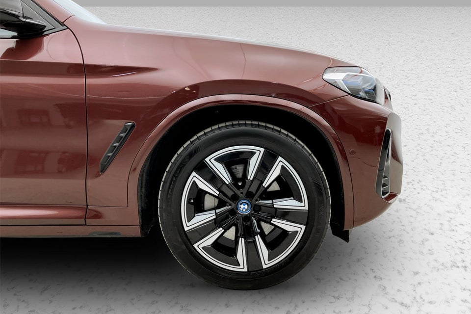 BMW iX3 Charged M-Sport 5d