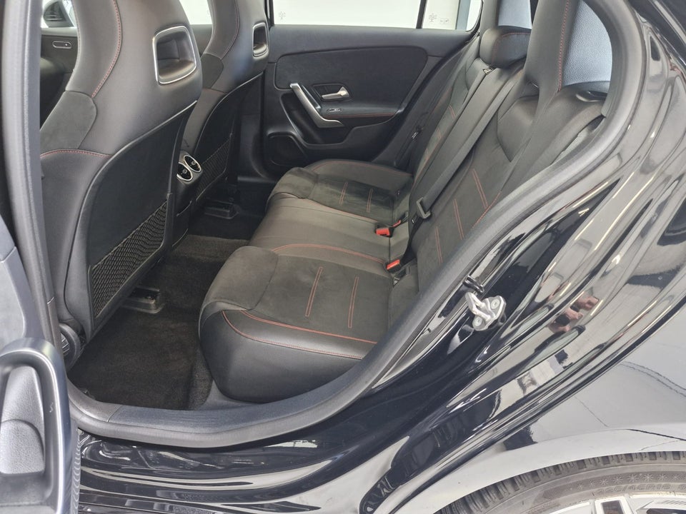 Mercedes A220 2,0 AMG Line aut. 4Matic 5d