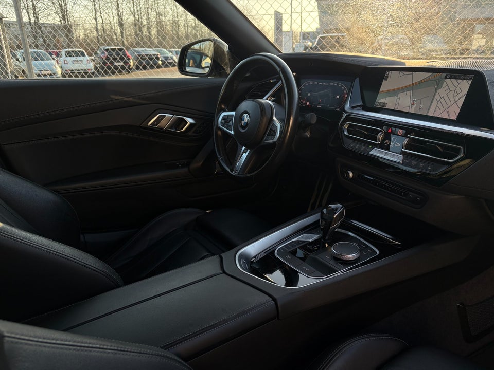 BMW Z4 3,0 M40i Roadster Connected aut. 2d