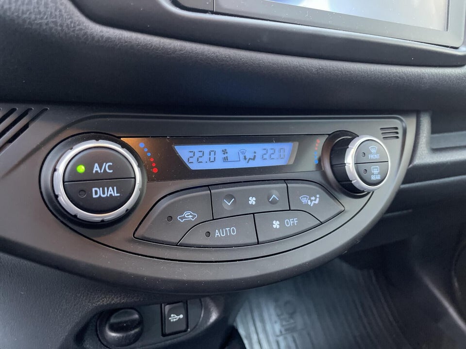 Toyota Yaris 1,5 Hybrid H3 Smart e-CVT 5d