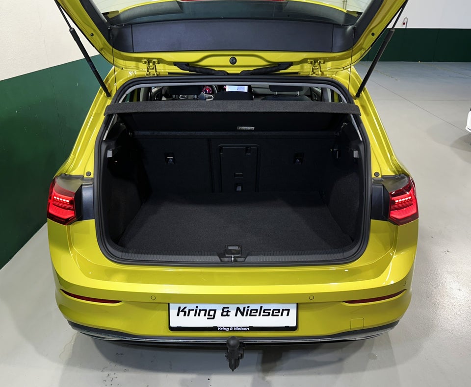 VW Golf VIII 1,4 eHybrid DSG 5d