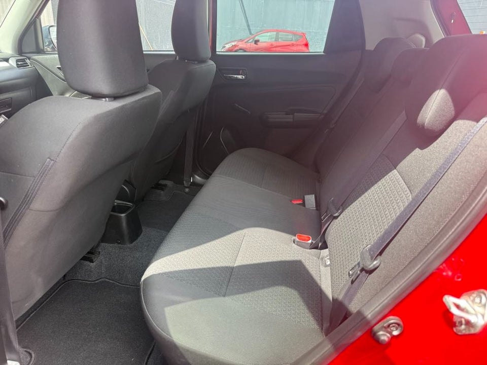 Suzuki Swift 1,0 Boosterjet SHVS Exclusive 5d