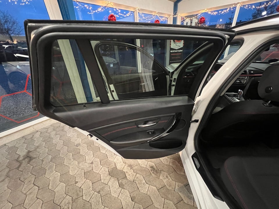 BMW 318d 2,0 Touring Sport Line aut. 5d