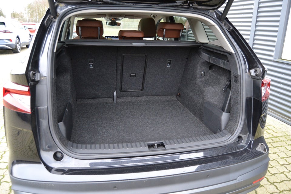 Skoda Enyaq 80 iV Suite 5d