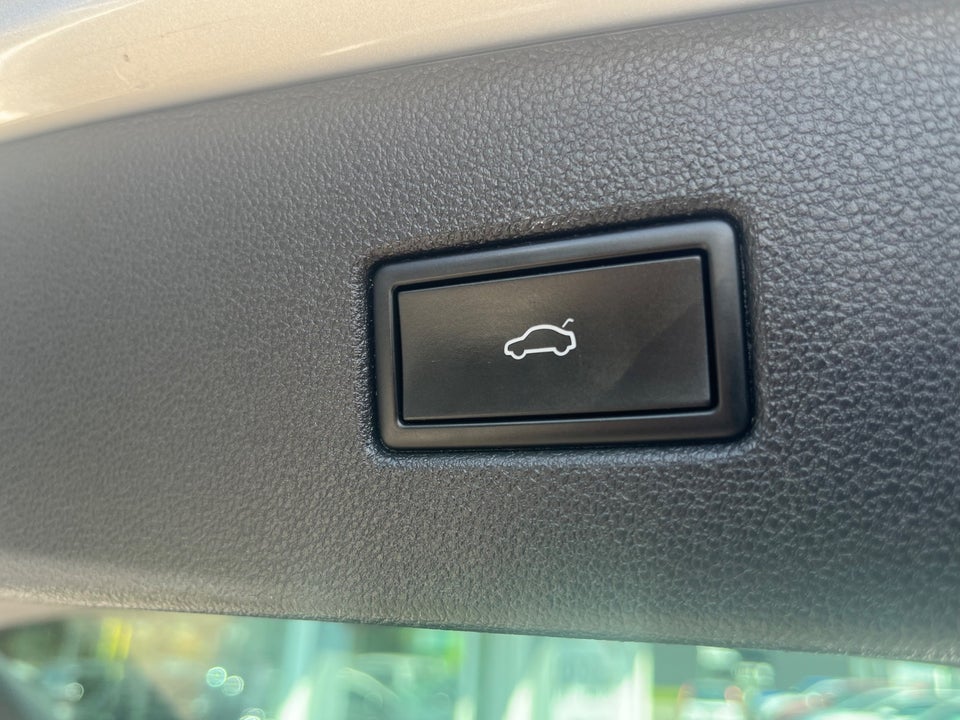 VW Tiguan 1,4 eHybrid Elegance DSG 5d