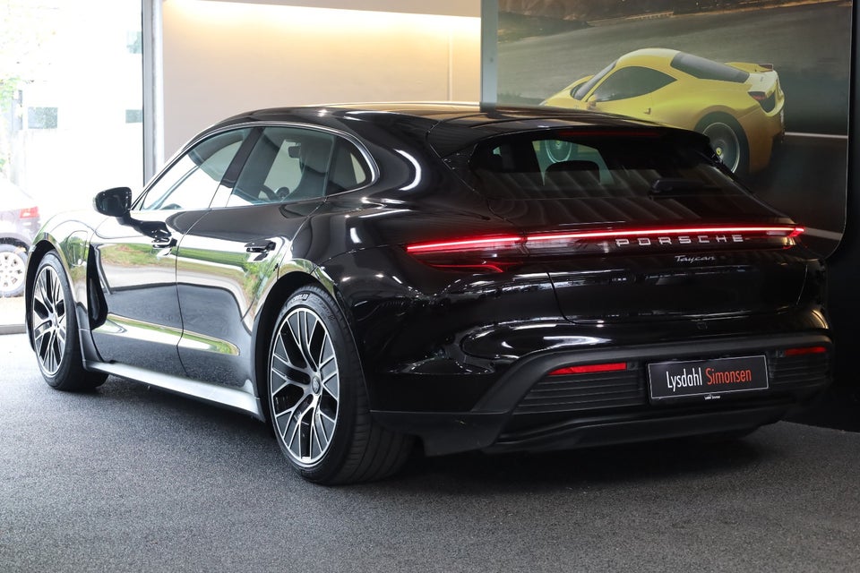 Porsche Taycan Performance+ Sport Turismo 5d
