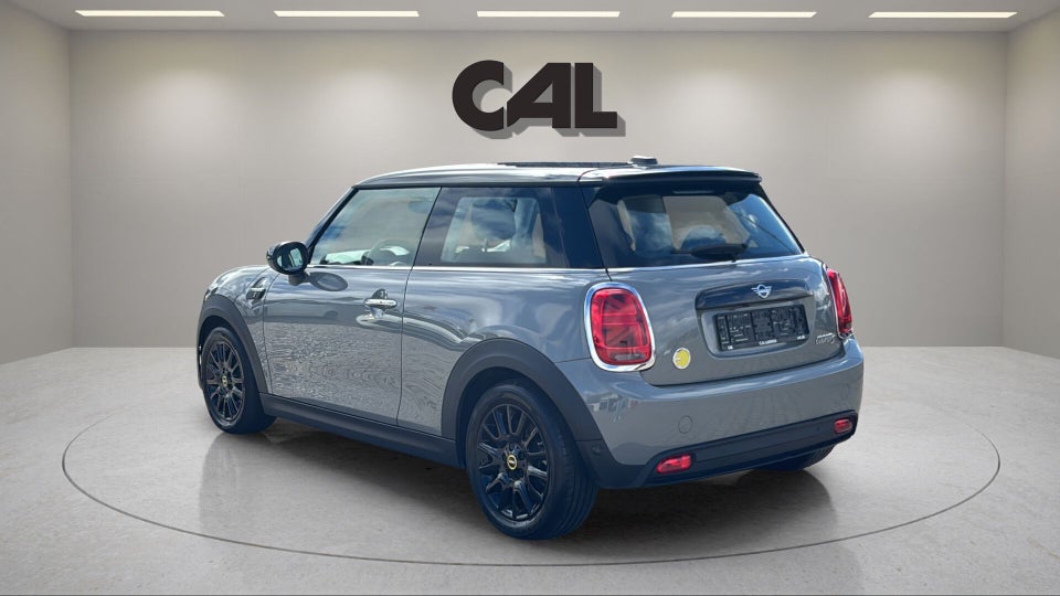 MINI Cooper SE Classic Trim 3d