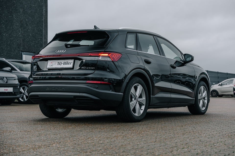 Audi Q4 e-tron 40 Advanced 5d
