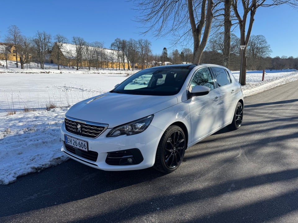 Peugeot 308 1,2 PureTech 130 Prestige EAT8 5d