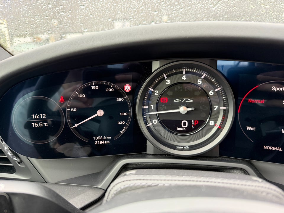 Porsche 911 Carrera 4 GTS 3,0 Cabriolet PDK 2d