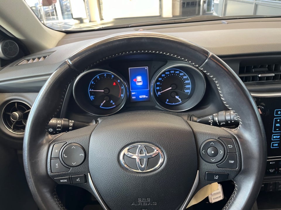 Toyota Auris 1,2 T T2 Comfort 5d