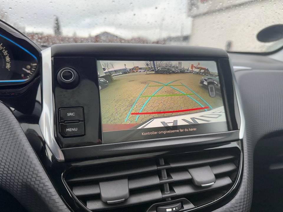 Peugeot 2008 1,2 e-THP 110 Desire Sky EAT6 5d