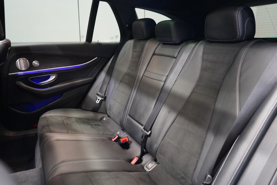 Mercedes E300 de 2,0 AMG Line aut. 4d