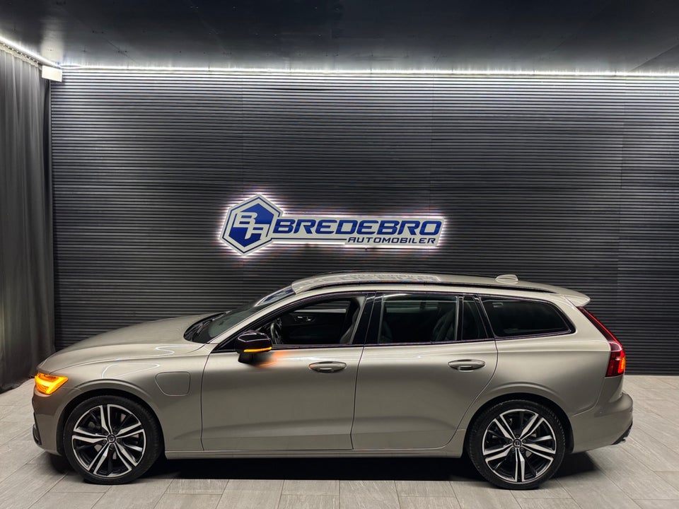 Volvo V60 2,0 T6 ReCharge R-Design aut. AWD 5d