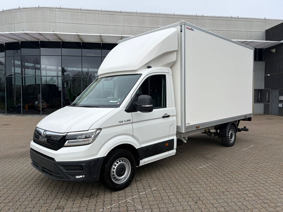 MAN TGE 2,0 3.180 Chassis L4 aut. FWD