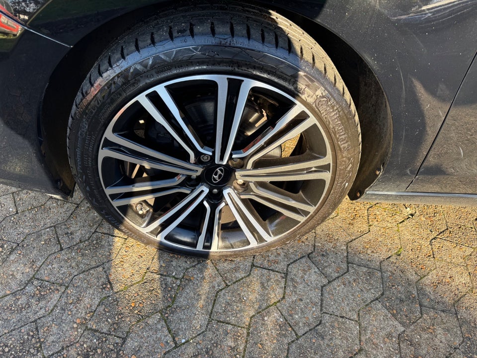 Hyundai i30 1,4 T-GDi Premium Fastback DCT 5d