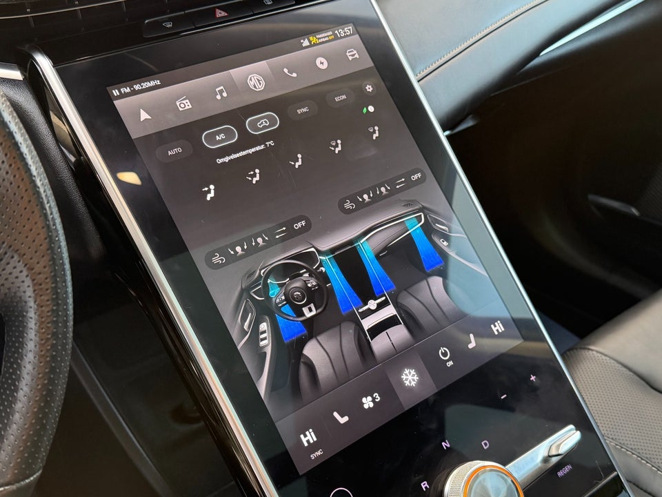 MG Marvel R Luxury 5d