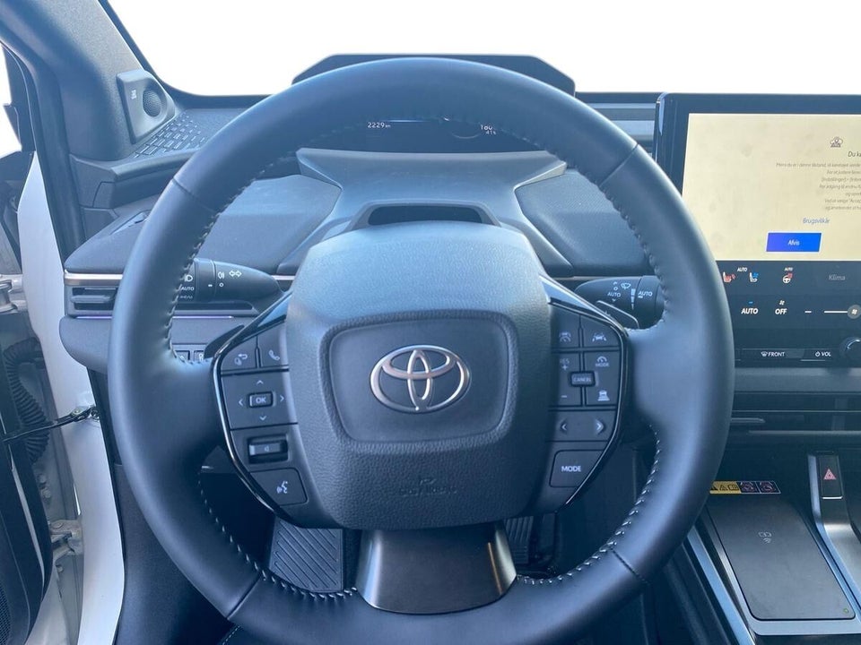 Toyota bZ4X 73 Executive 5d