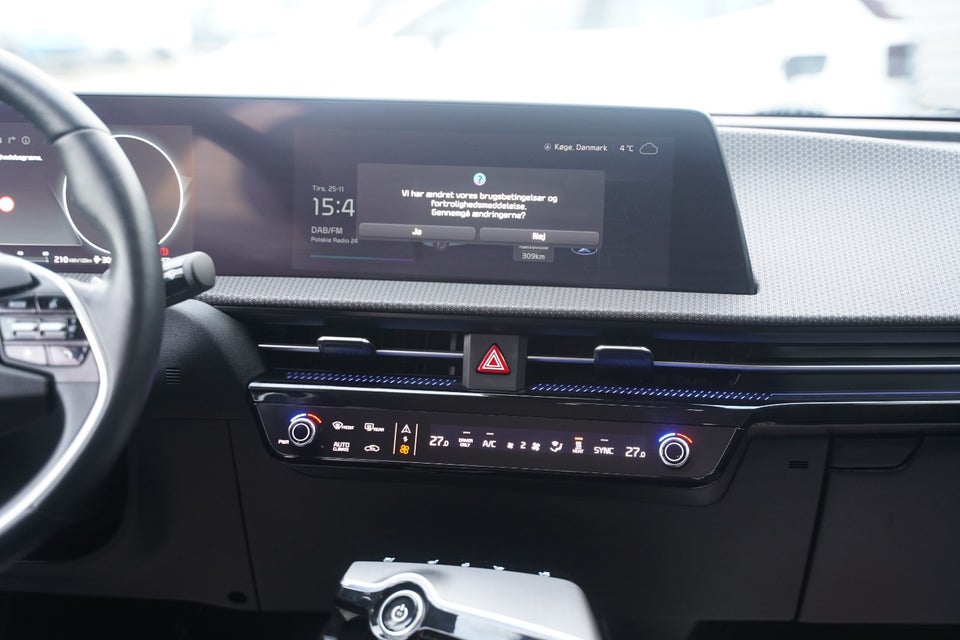 Kia EV6 77 Long Range Upgrade 5d