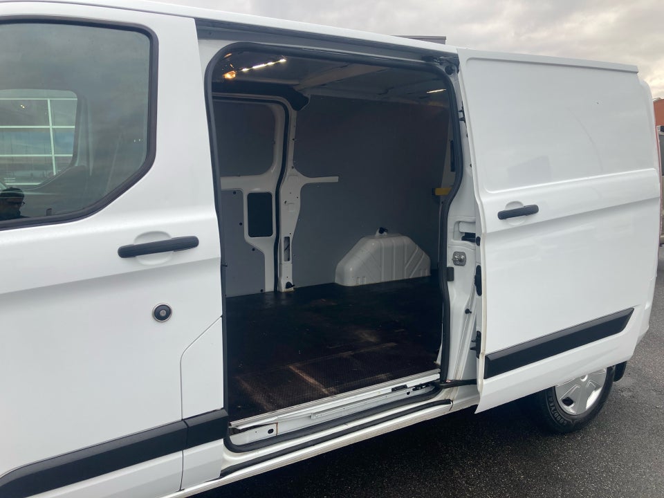 Ford Transit Custom 320L 2,0 TDCi 130 Trend
