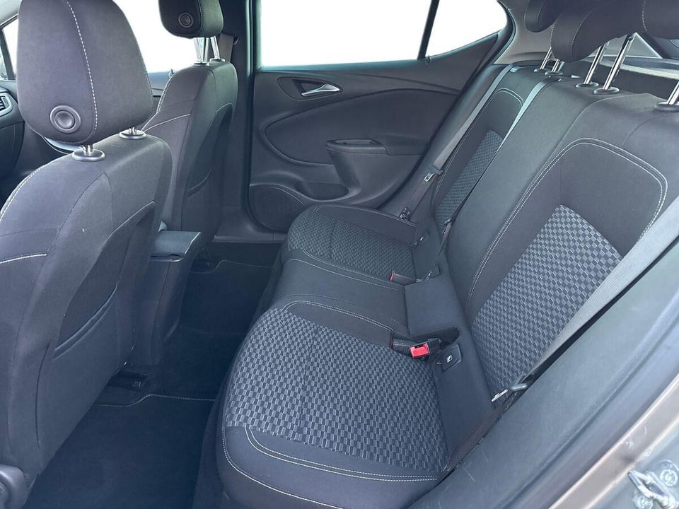 Opel Astra 1,0 T 105 Enjoy 5d