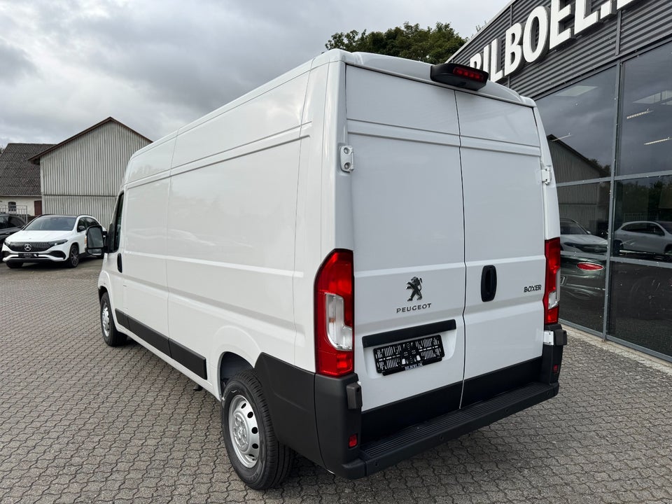 Peugeot Boxer 435 2,2 BlueHDi 165 L3H2 Premium