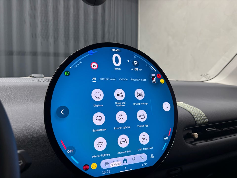 MINI Cooper SE Essential Trim XS 3d