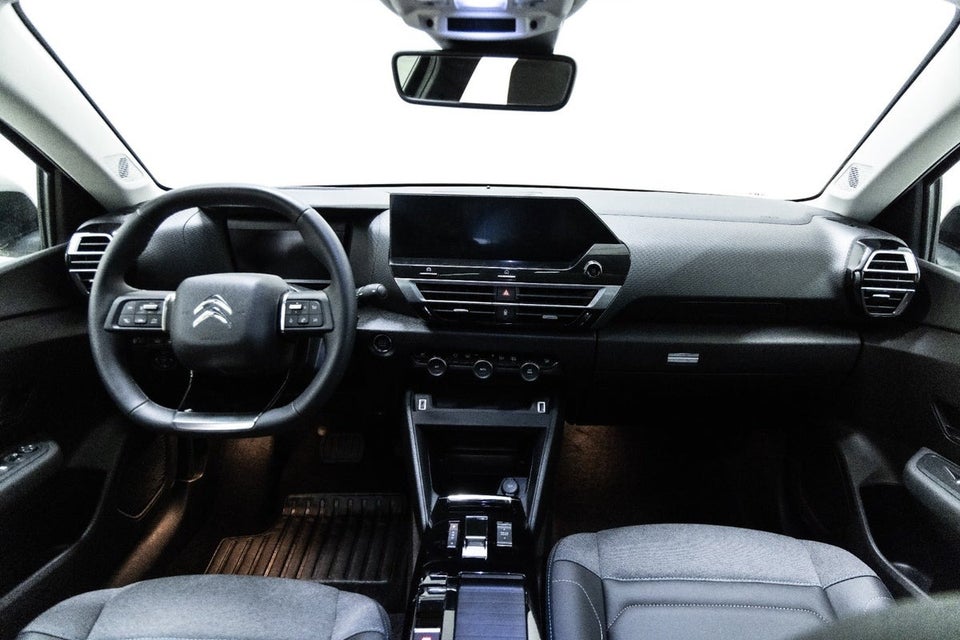 Citroën ë-C4 X 50 Shine 4d