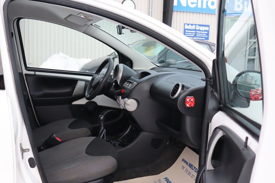 Toyota Aygo 1,0 VVT-i T2 Air Connect 5d