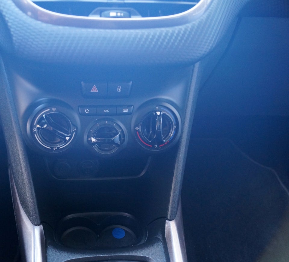 Peugeot 2008 1,2 VTi 82 Allure 5d