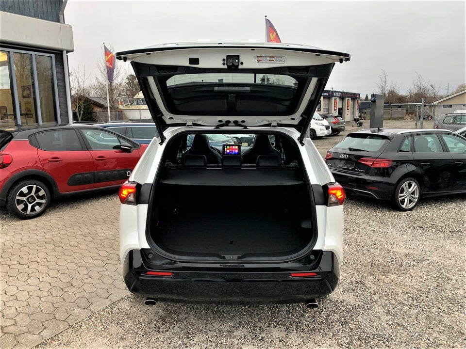 Toyota RAV4 2,5 Plug-in Hybrid Executive AWD-i 5d