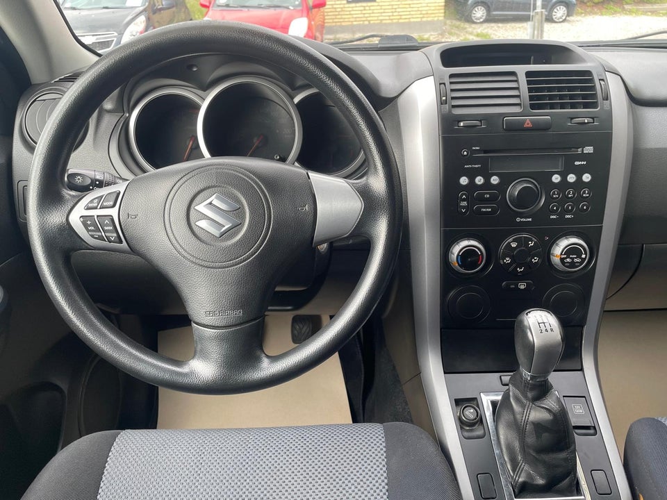 Suzuki Grand Vitara 1,6 GL 3d