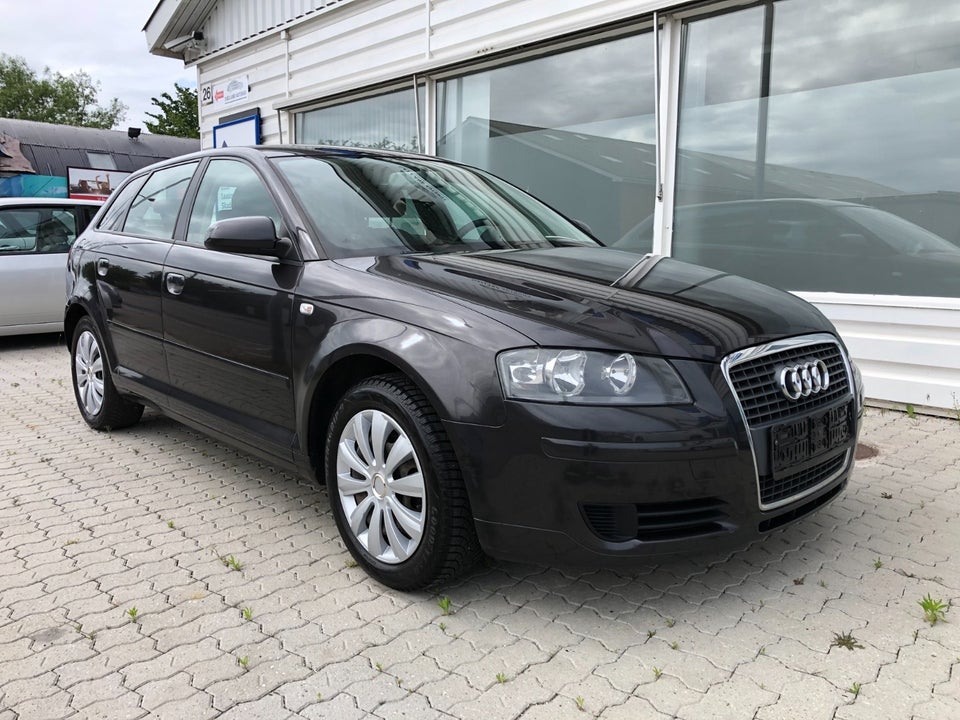 Audi A3 1,6 Ambition Sportback 5d