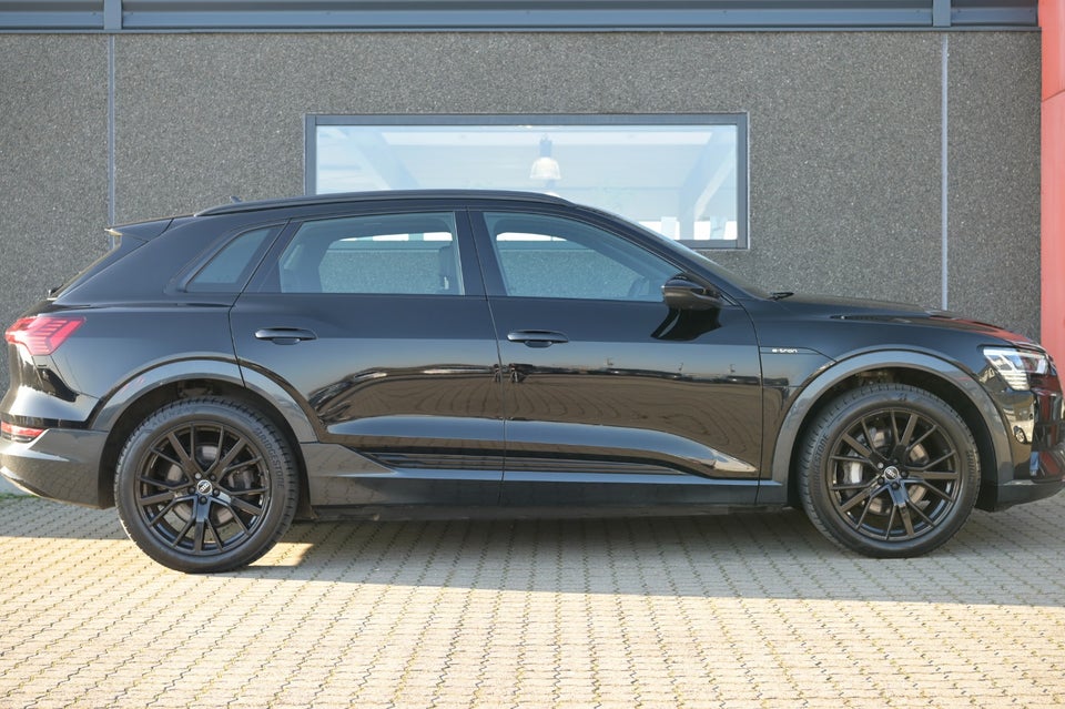 Audi e-tron 55 Advanced quattro 5d
