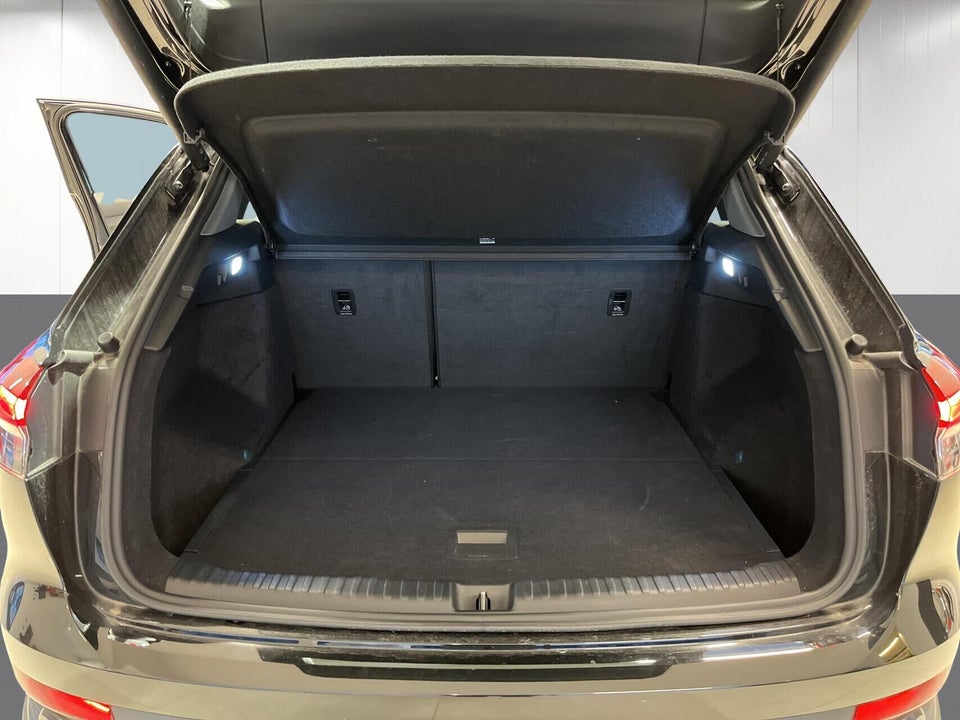 Audi Q4 e-tron 40  5d