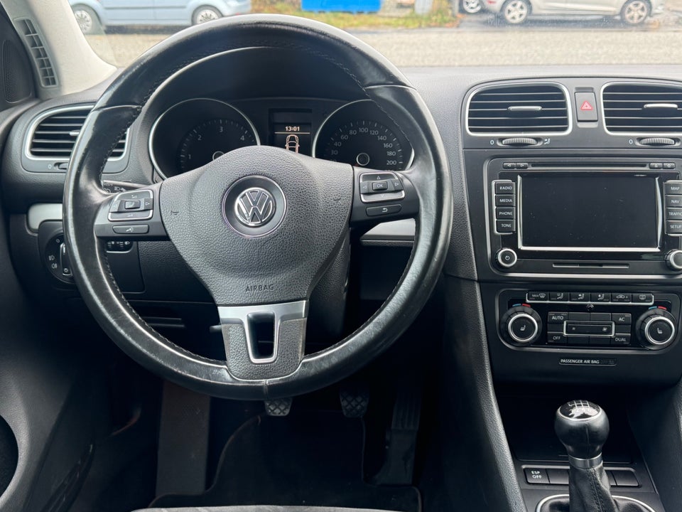 VW Golf VI 2,0 TDi 140 Highline 5d