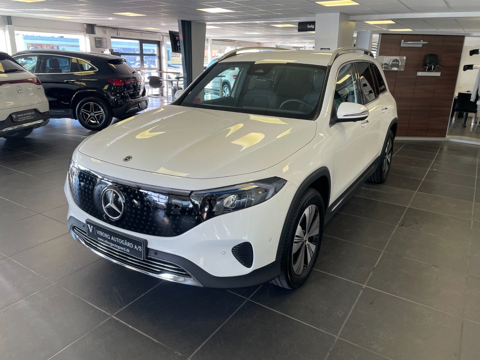 Mercedes EQB300 Progressive 4Matic 5d