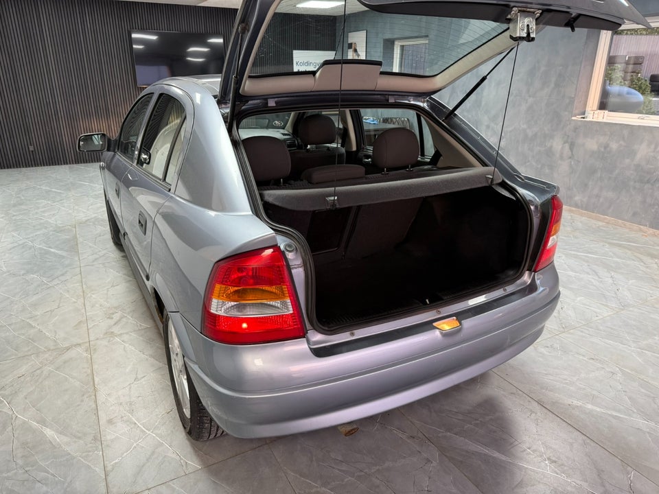 Opel Astra 1,6 16V Comfort 5d