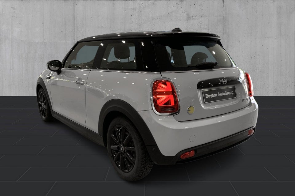 MINI Cooper SE Classic Trim 3d